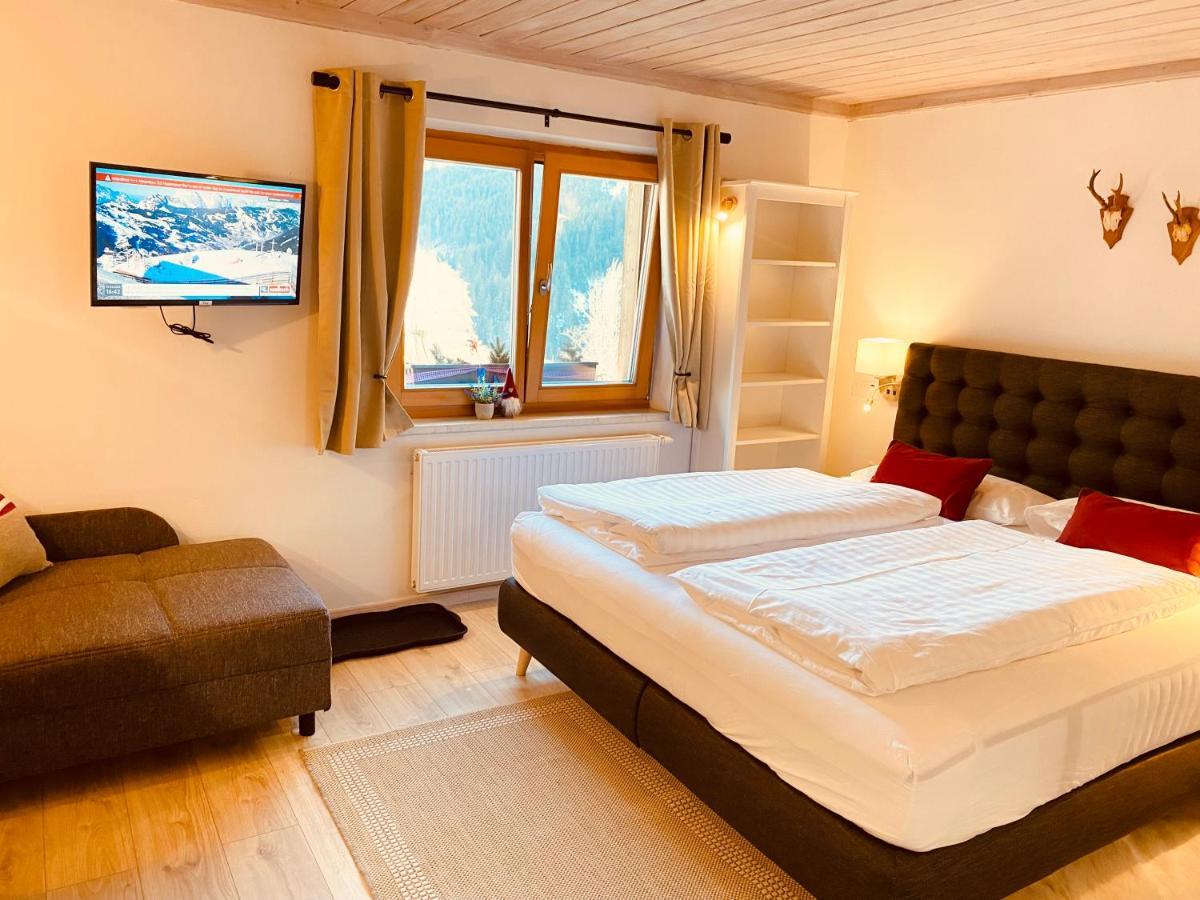 Alm Seasons Premium Chalet & Studios Saalbach-Hinterglemm Zewnętrze zdjęcie