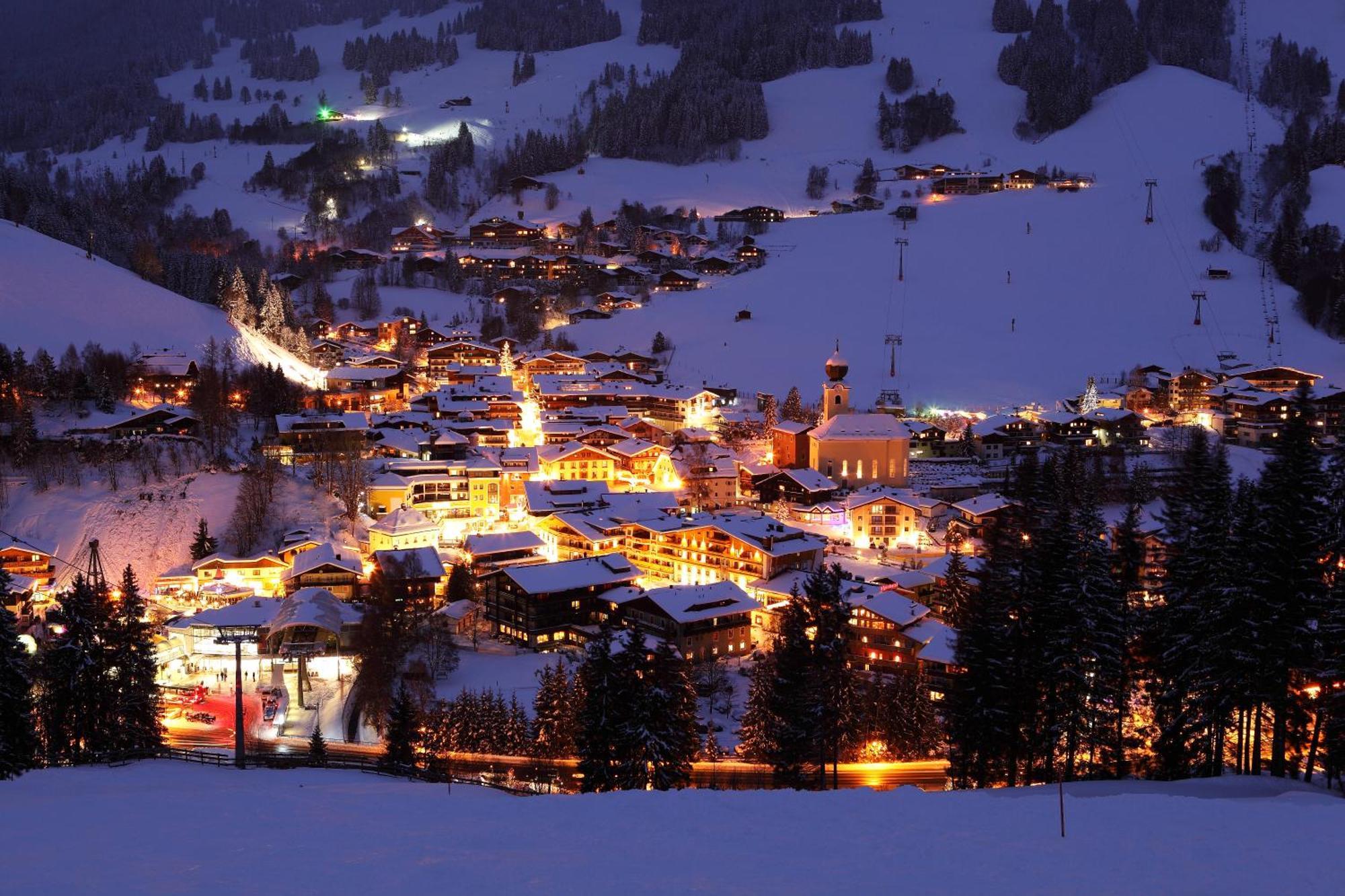 Alm Seasons Premium Chalet & Studios Saalbach-Hinterglemm Zewnętrze zdjęcie